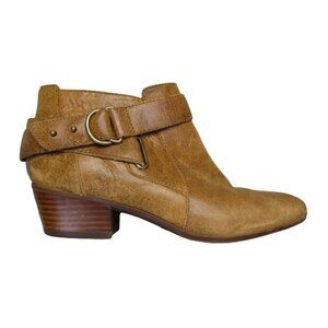 Clarks Boots Sz 7.5 Ankle Western Harness Booties Heels Brown Leather Spye Belle